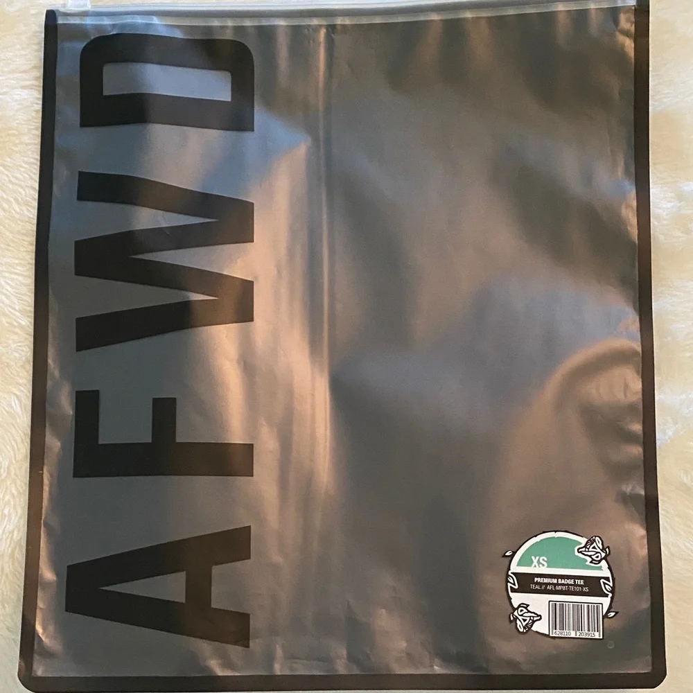 Alpha Forward XS Premium Badge Tee - Picture 3 of 3